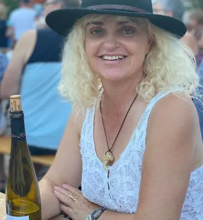 Mallo's Avec Parking Gratuit Et 2 Balcons *