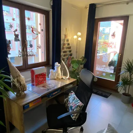 Mallo's Avec Parking Gratuit Et 2 Balcons *